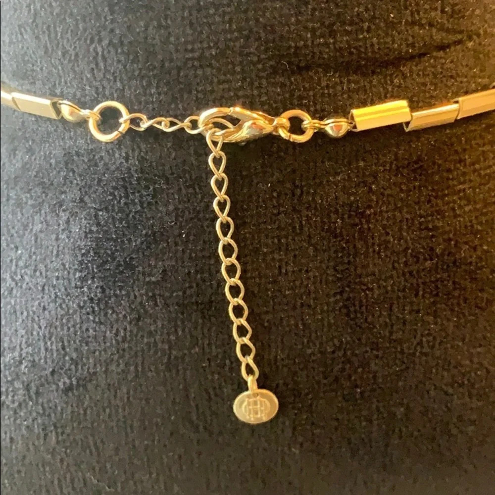 Unique necklace gold/black/bluish-purple - Picture 7 of 7